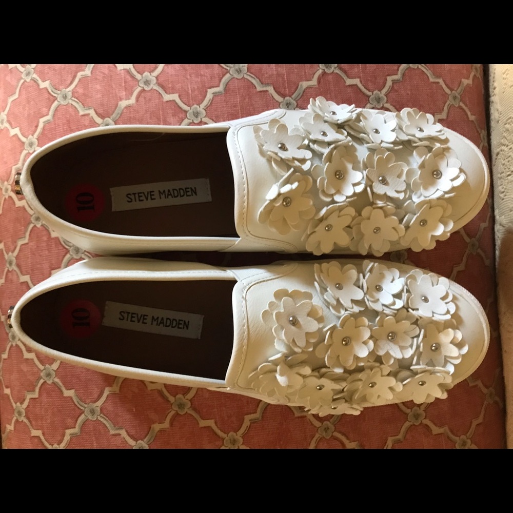 Steve Madden Floral Detail Loafer Skimmer Size 10